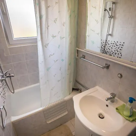 Apartment Apartman Ljiljana - Centar *